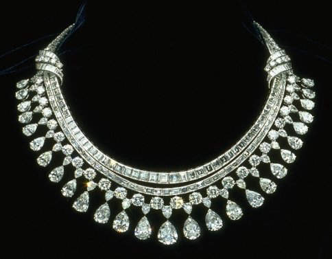 Hazen Diamond Necklace 