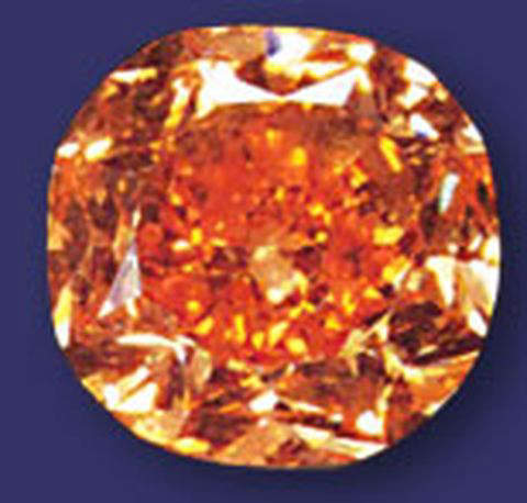 5.54-carat, fancy vivid orange Pumpkin Diamond 