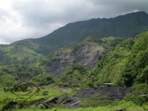 Another photograph of the Muzo mining area