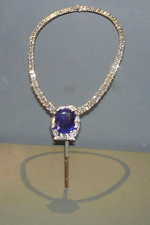 Bismarck Sapphire Necklace
