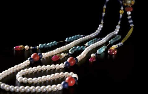 Yongzheng Emperor's Eastern Pearl Court Necklace and Turquoise Jinians