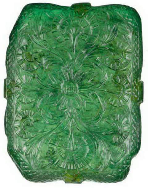 floral pattern on the reverse side of the moghul emerald