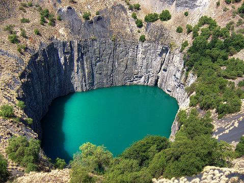 kimberley open pit diamond mine that came to be known as the big hole