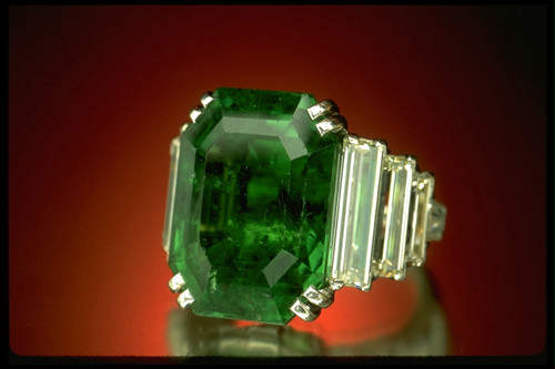 maximillian-emerald-ring-21-04-carat.jpg