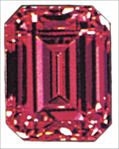 Mouawad Lilac diamond