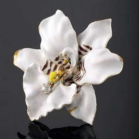 Chrysanthemum 1.85-Carat Old European Cut Diamond and Pearl Brooch  Attributed to Marcus & Co.
