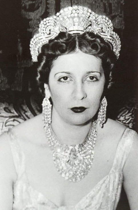 Queen Nazli after her Coronation in 1922 