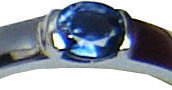Ring with Ceylon(Sri Lanka)blue sapphire set in 18ct white gold.